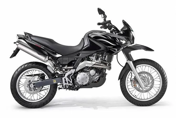 Obrázek motocyklu Aprilia pegaso 650 roku 2009