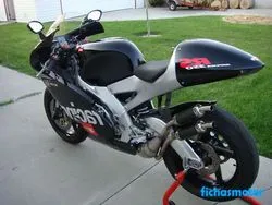 Aprilia rs 250 2000 摩托车的图像