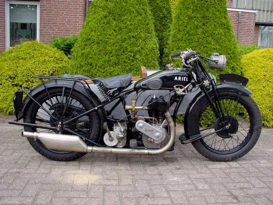 1913年のAriel 3.5 hpオートバイのイメージ