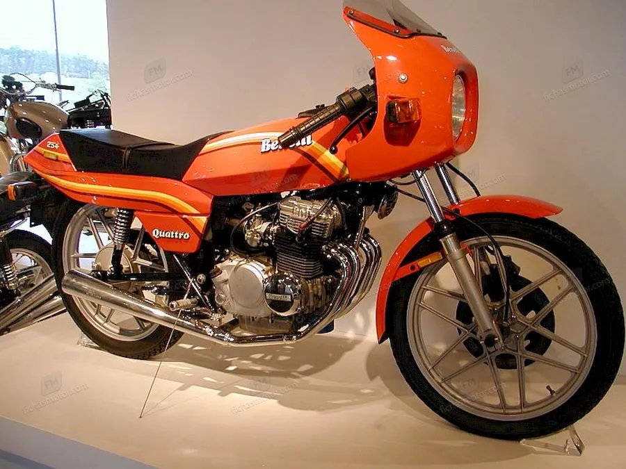 Zdjęcie motocykla Benelli 250 2 c roku 1984