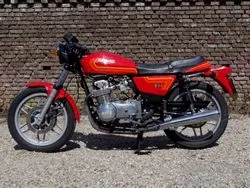 Imaginea motocicletei Benelli 654 t 1983