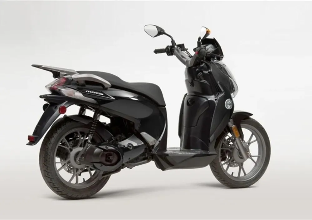 Obrázek motocyklu Benelli macis 150 roku 2014