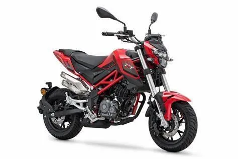 Gambar motor Benelli Tornado Naked T 125 tahun 2022