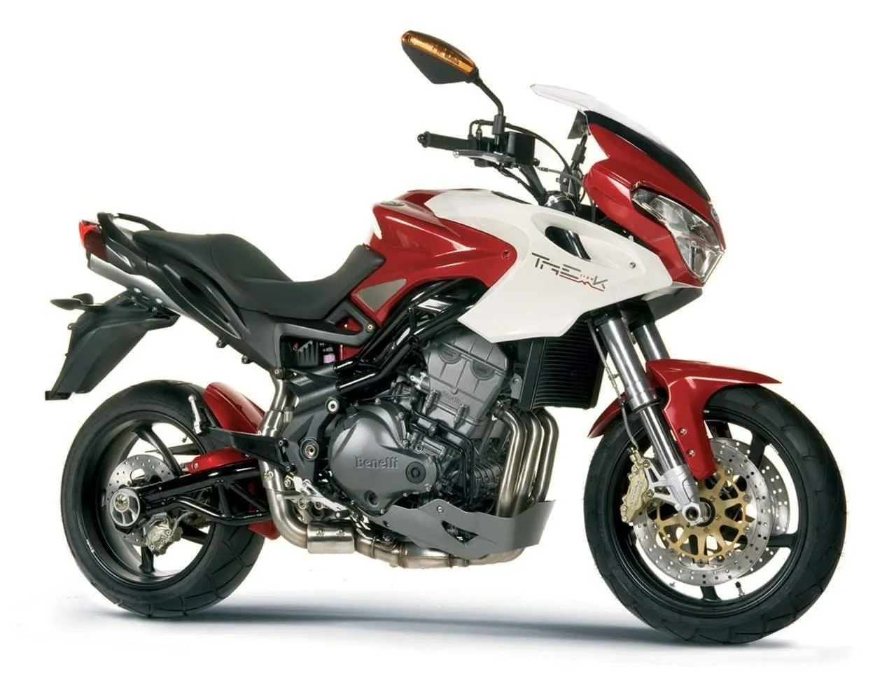 2007年のBenelli tre 1130 kオートバイのイメージ