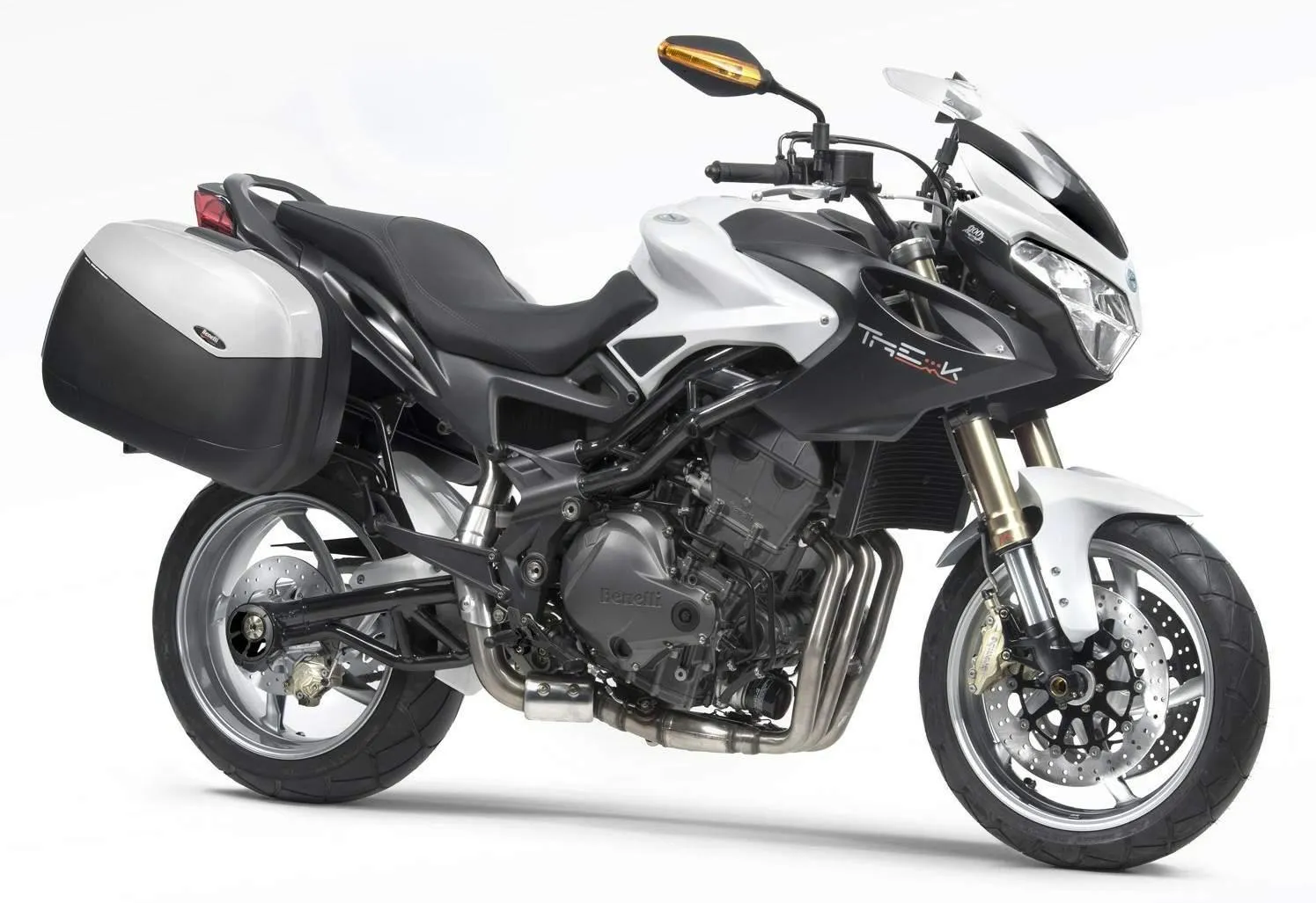 Bild des Benelli tre 899 k-Motorrads des Jahres 2010