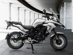 Image of the Benelli TRK 502 2021 motorcycle