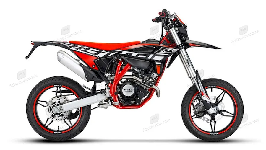 Image of the Beta RR Motard 4T 125 LC motorcycle of the year 2021