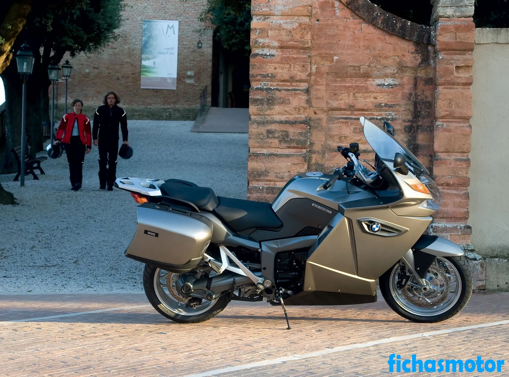 Imaginea motocicletei Bmw k 1300 gt a anului 2009