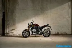 BMW R 1250 R 2020 摩托车的图像