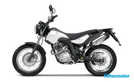 2016 model Derbi cross city 125 motosikletin görüntüsü