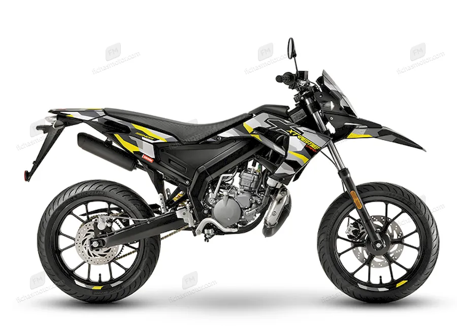 Image of the Derbi Senda X-Treme 50 SM Camo motorcycle of the year 2021