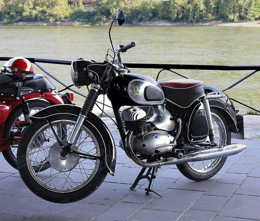 Billede af årets Dkw rt 200 s motorcykel 1958