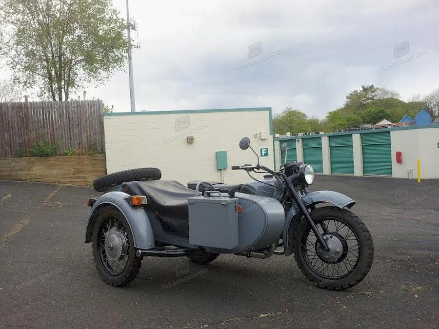 Image de la moto Dnepr mt 16 (with sidecar) de l'année 1986