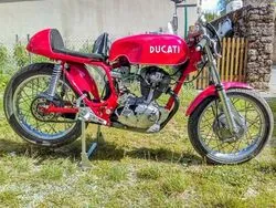 Image of the Ducati 250 mark 3 1972 motorcycle