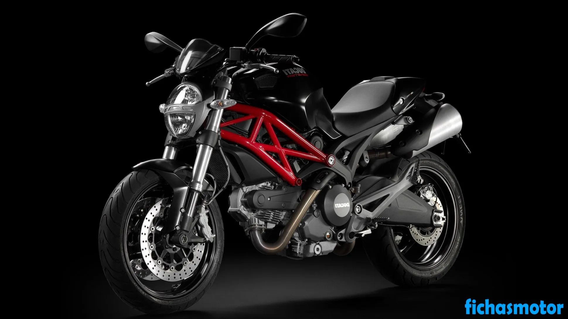 Billede af årets Ducati monster 795 motorcykel 2015