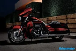 Gambar sepeda motor Harley Davidson CVO Street Glide 2019