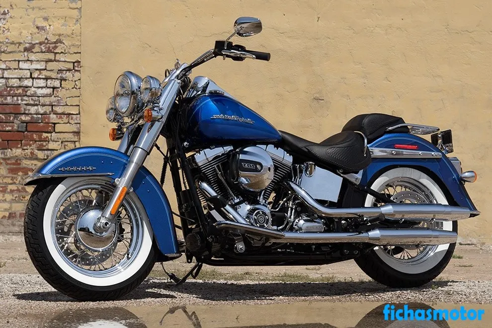 Obrázek motocyklu Harley davidson Softail deluxe roku 2016