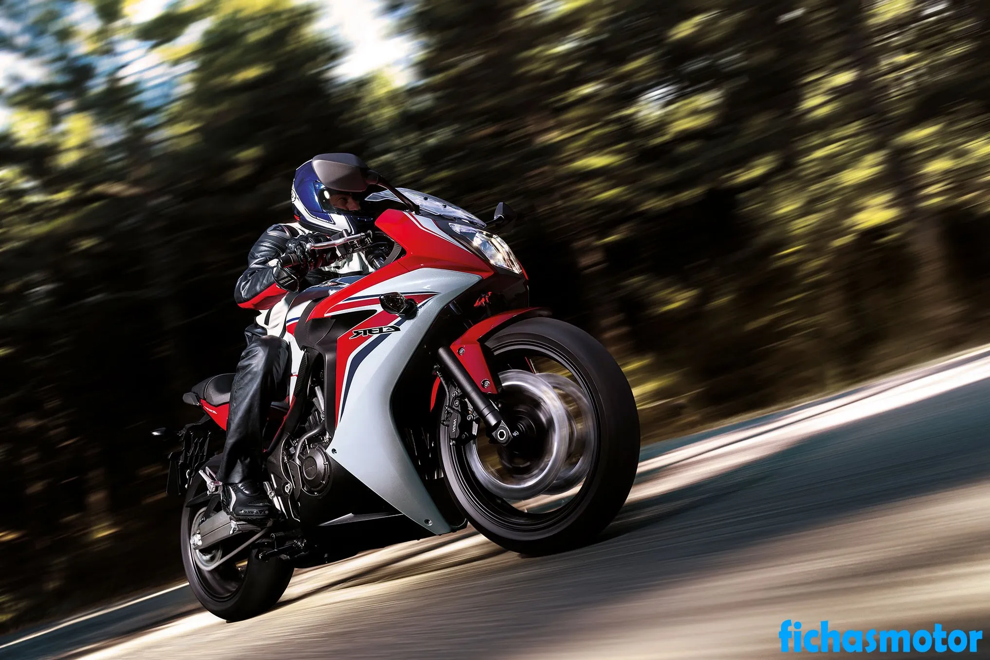 Изображение на мотоциклета Honda cbr650f на 2014 г