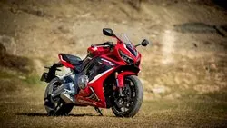 Image of the Honda CBR650R 2022 motorcycle