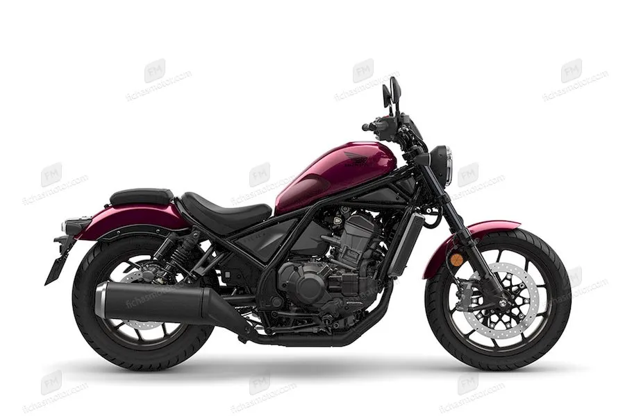 2022 model Honda CMX1100 Rebel motosikletin görüntüsü