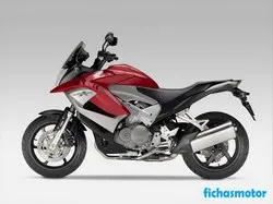 Honda crossrunner 2012 摩托车的图像