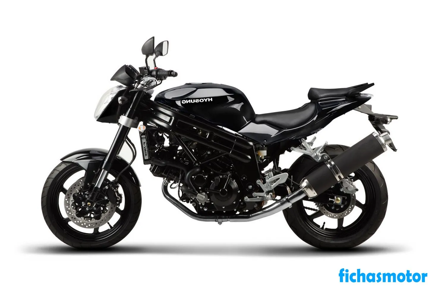 Image of the Hyosung gt650 motorcycle of the year 2014