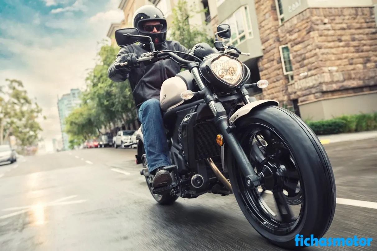 Billede af årets Kawasaki Vulcan S ABS motorcykel 2019