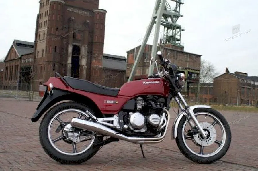 Afbeelding van de Kawasaki z 550 sport-motorfiets van het jaar 1985