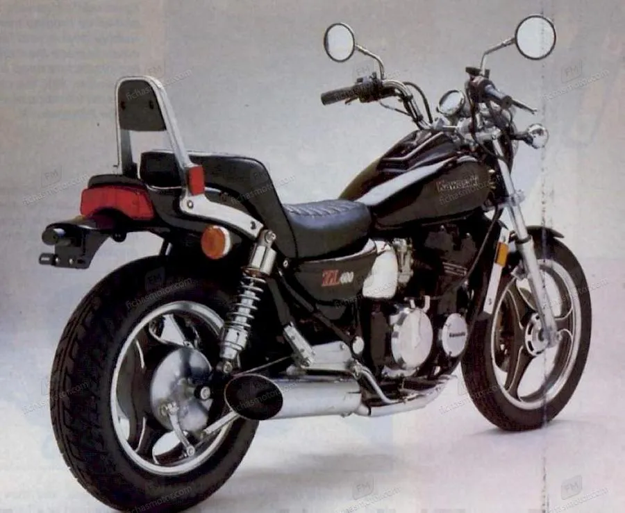 1989 年 Kawasaki zl 600 (reduced effect #2) 摩托车图片