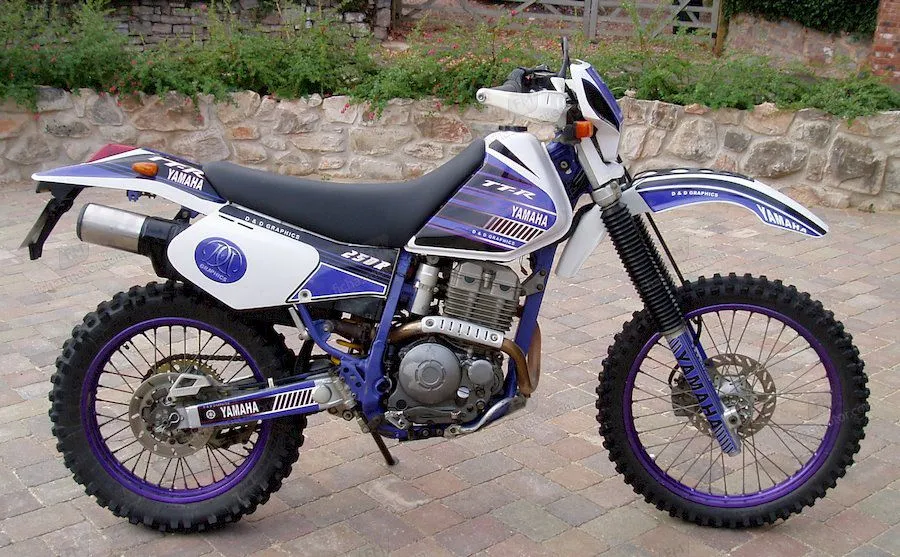 Afbeelding van de Ktm enduro 600 rallye (reduced effect)-motorfiets van het jaar 1989