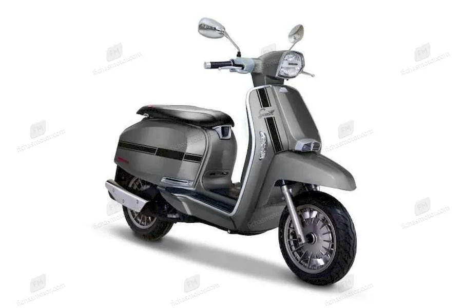 Gambar motor Lambretta V200 Special Flex tahun 2021