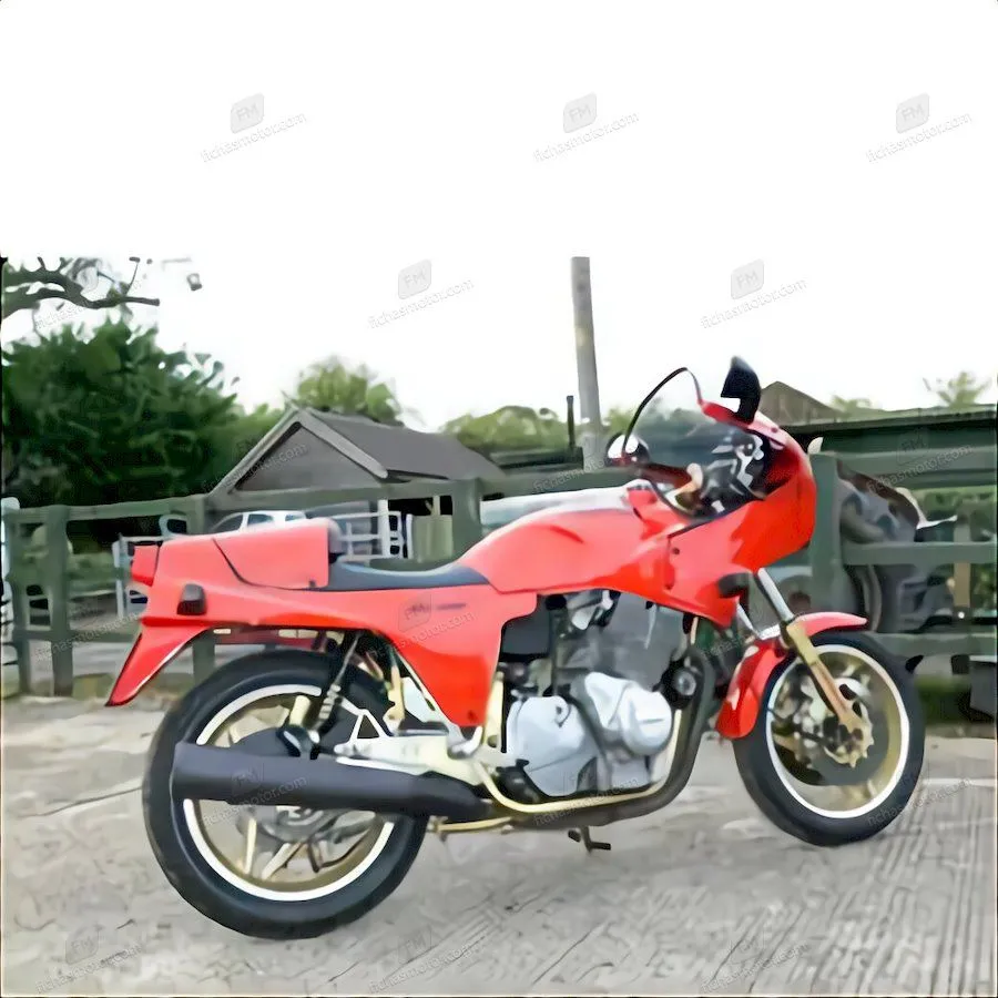 1998 model Laverda 750 diamond motosikletin görüntüsü