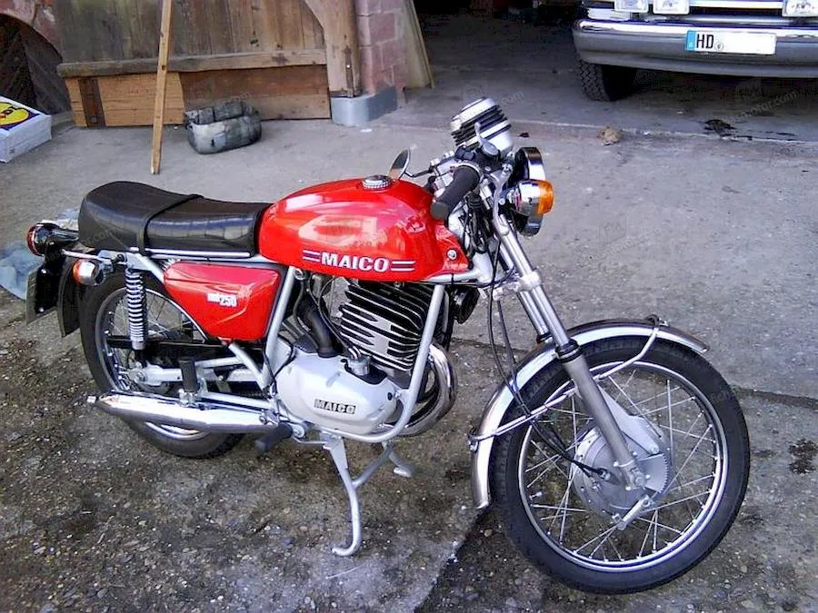 Image of the Maico md 125 super scort motorcycle of the year 1972