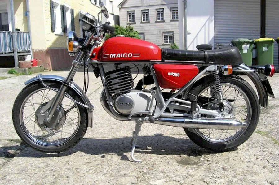 Imagem da motocicleta Maico md 250-6 do ano de 1975