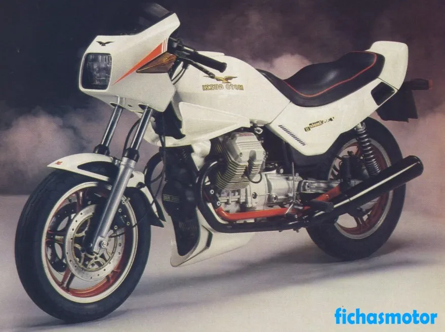 Изображение на мотоциклета Moto guzzi v 35 ii на 1984 г