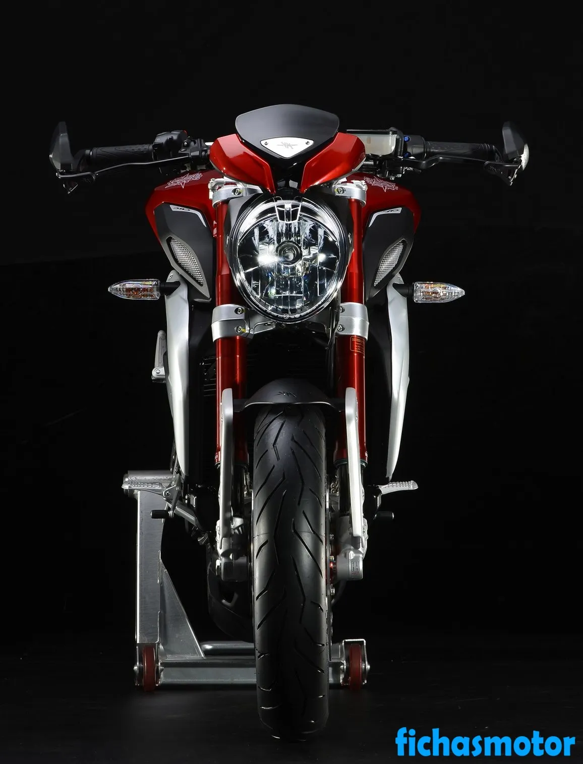 2016 model Mv agusta dragster 800 rr motosikletin görüntüsü