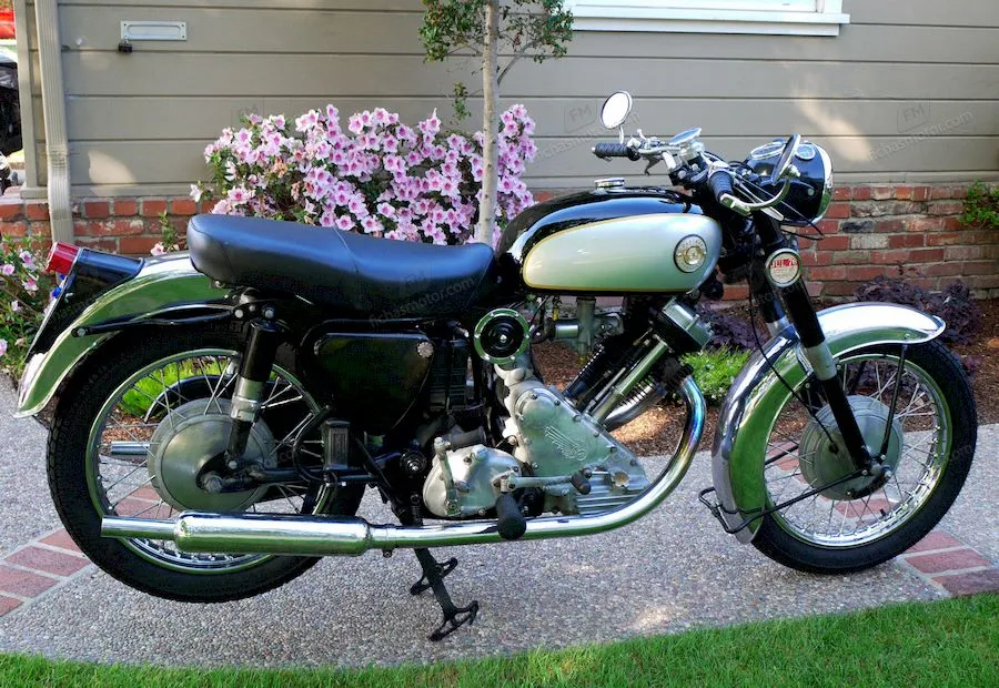 Obrázek motocyklu Panther m 120 roku 1959