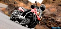 Imaginea motocicletei Piaggio mp3 500 2013