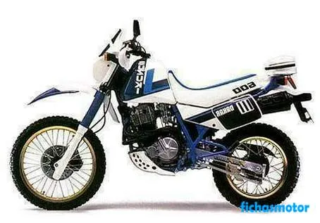 1989 model Suzuki dr 600 r dakar motosikletin görüntüsü