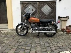 Imaginea motocicletei Suzuki gt 250 1977