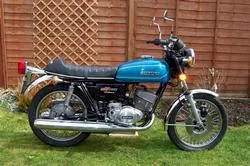 Изображение на мотоциклет Suzuki gt 250 x 7 e (cast wheels) 1981