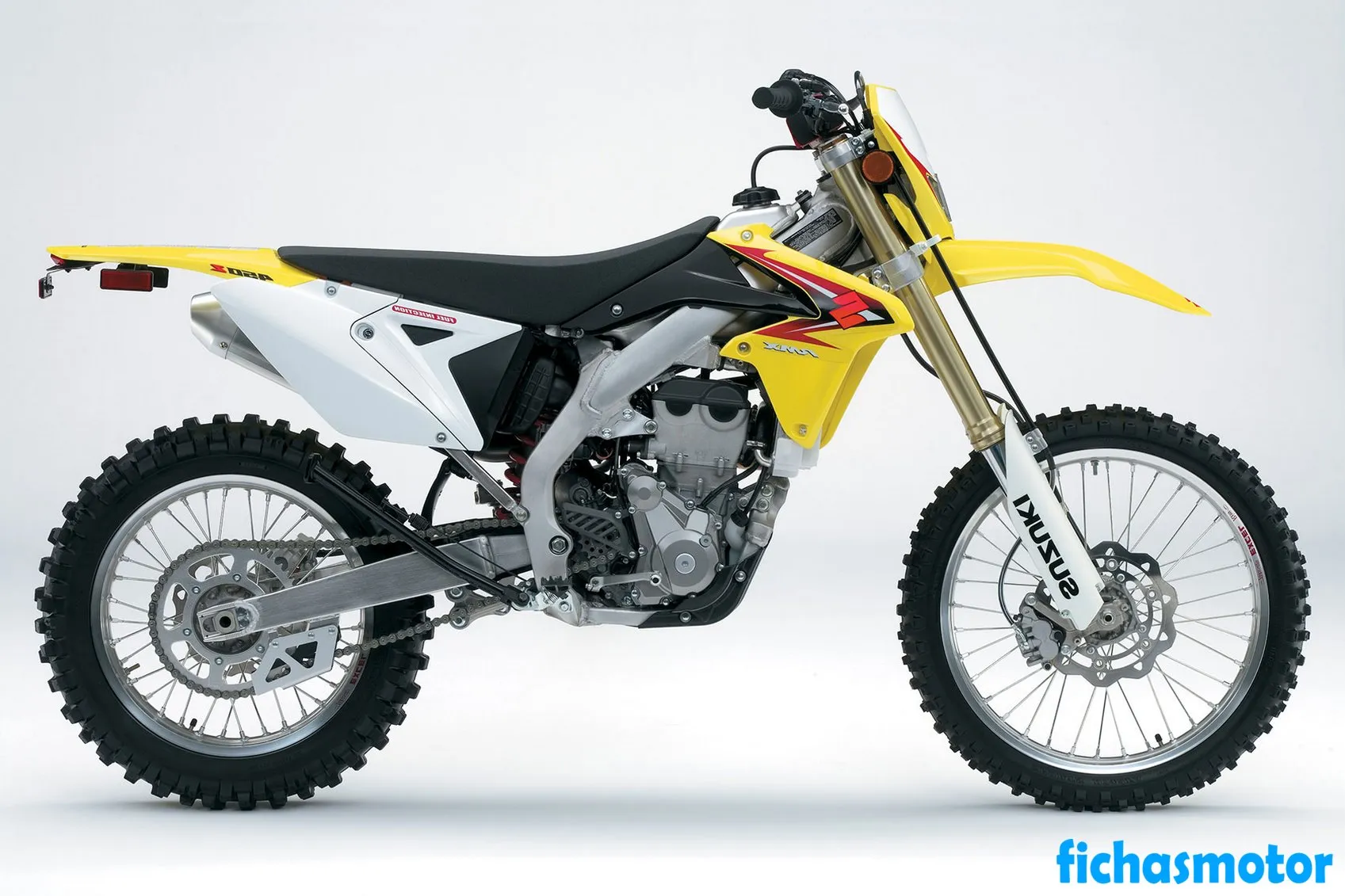 Изображение на мотоциклета Suzuki rmx450z на 2010 г