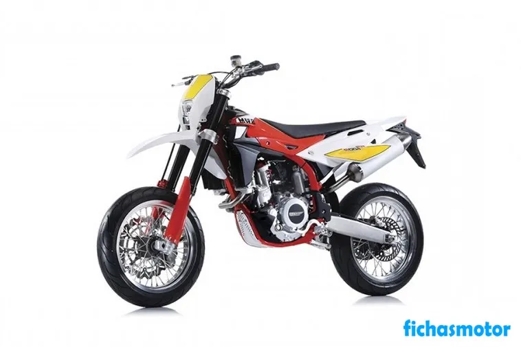 Imagem da motocicleta Swm sm 500 r do ano de 2016