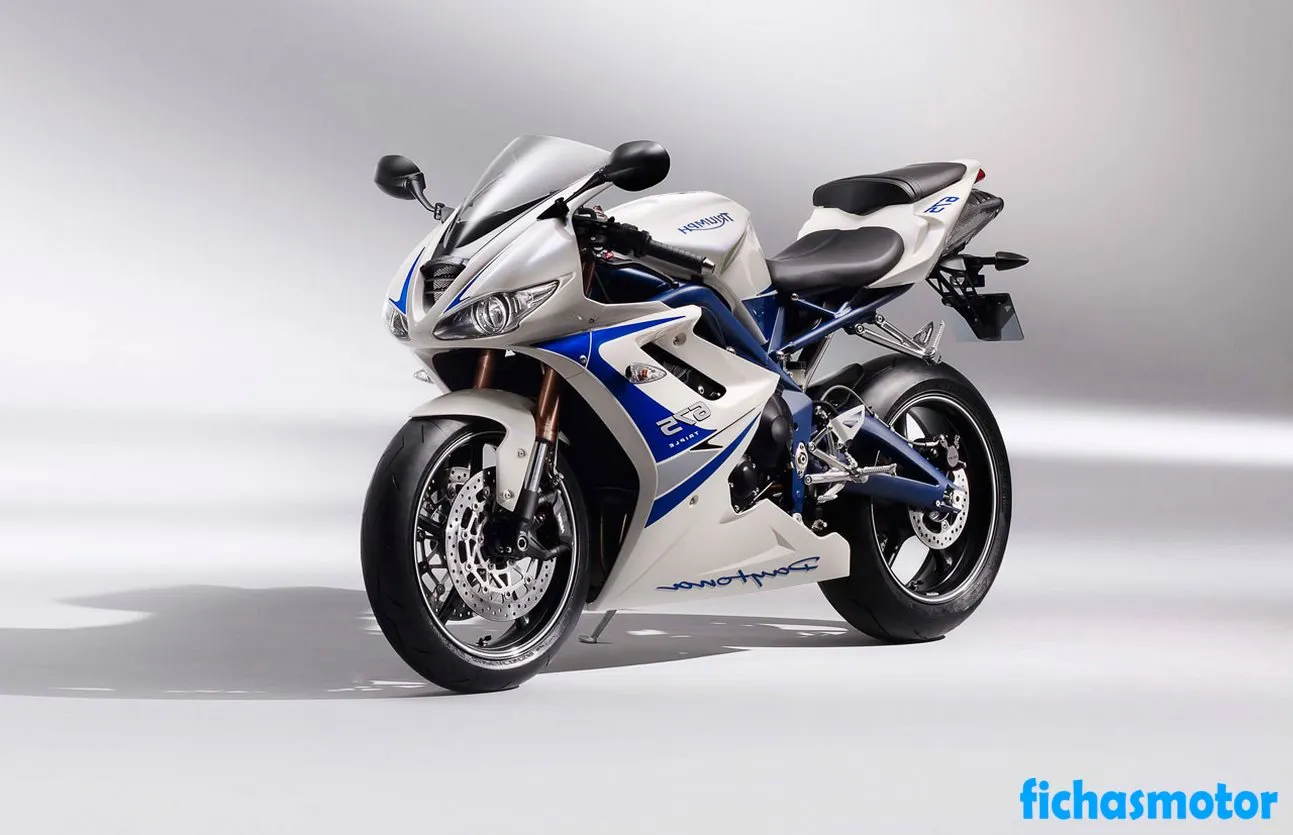 Gambar motor Triumph daytona 675 se tahun 2011