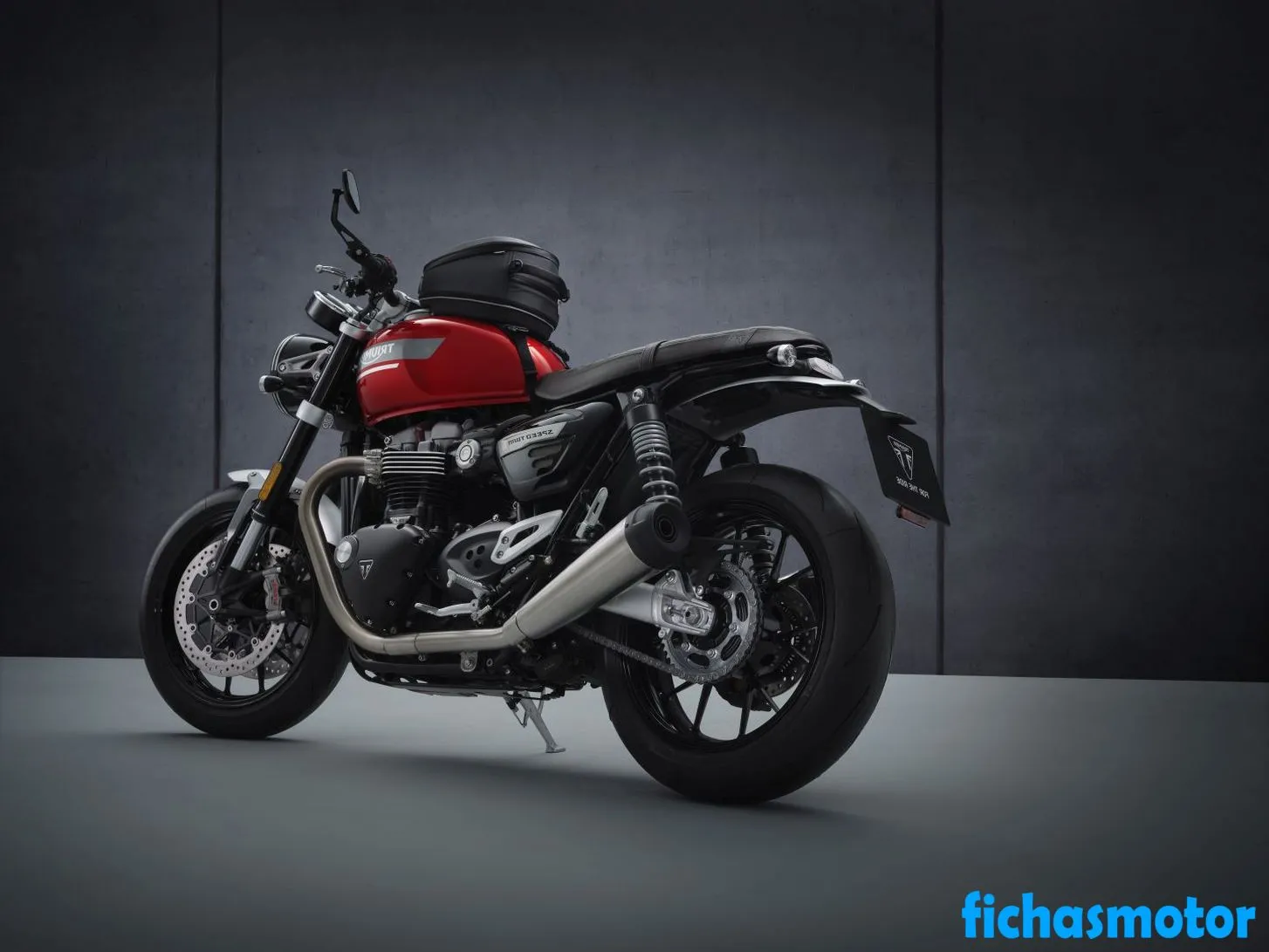 Imaginea motocicletei Triumph Speed Twin a anului 2022