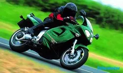 Изображение на мотоциклет Triumph sprint st 2001