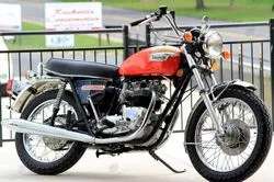 Imaginea motocicletei Triumph t 140 v bonneville 750 1973