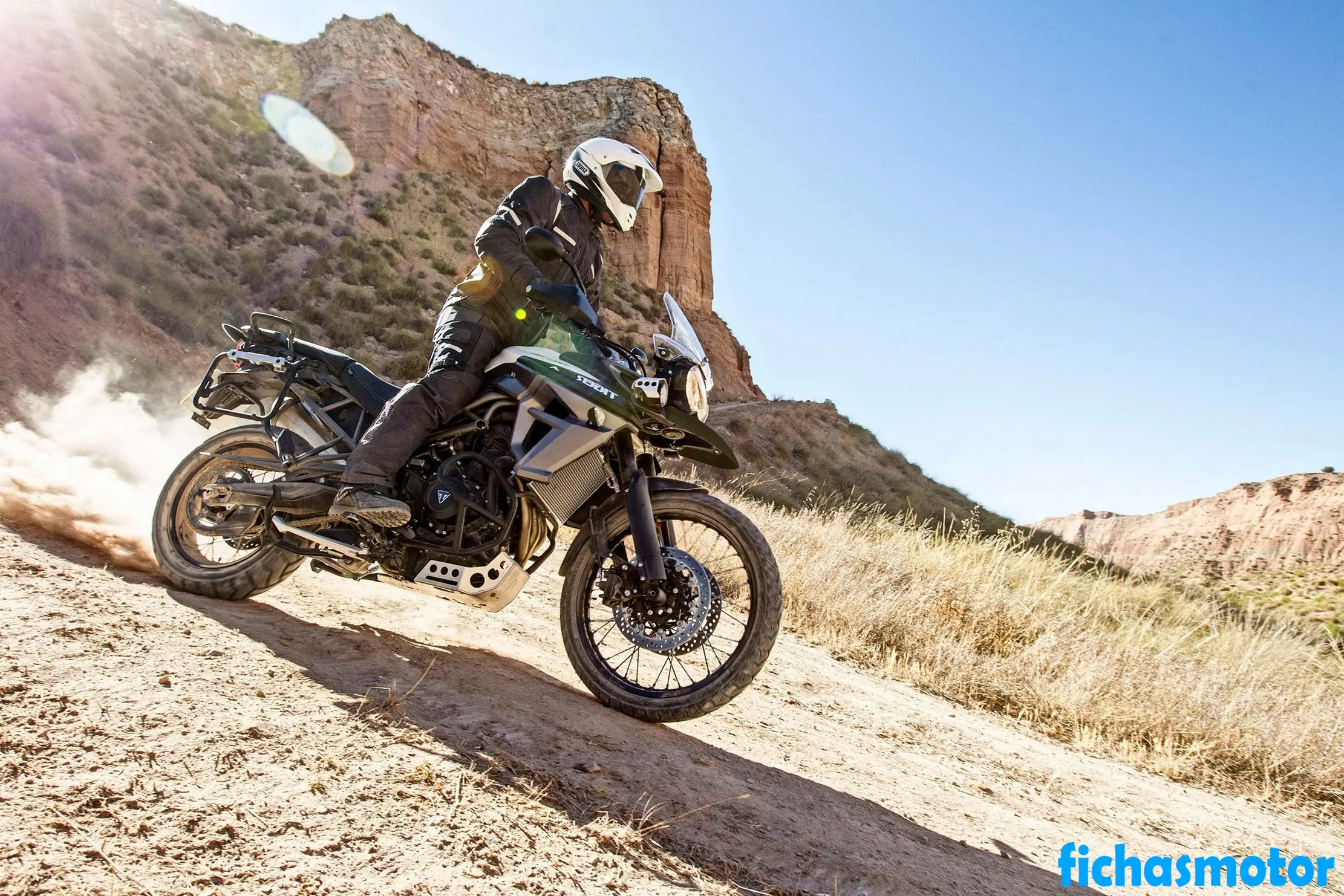 2018 model Triumph tiger 800 xca motosikletin görüntüsü