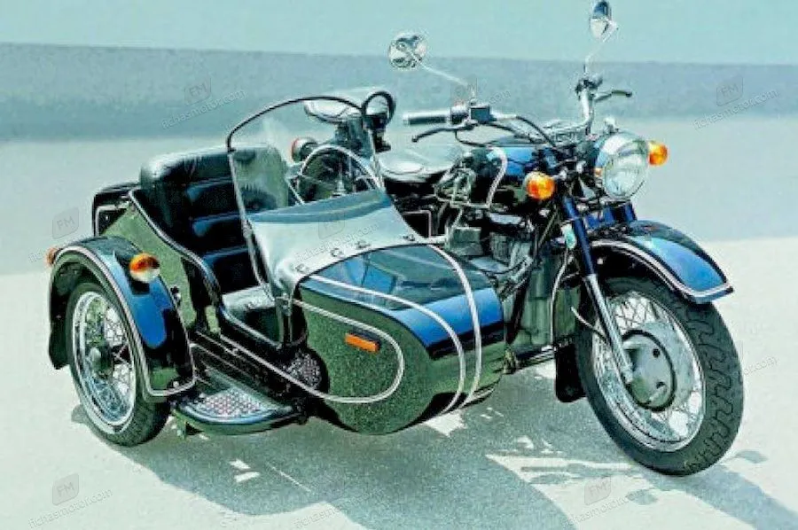 Image of the Ural m 67-6 (with sidecar) motorcycle of the year 1992