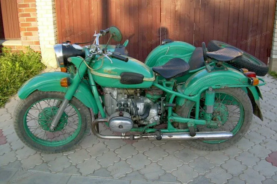 Изображение на мотоциклета Ural ural m 67-6 на 1989 г